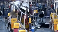 “억울해” 멈춘 버스 안에서 우산 짚고 일어서다 넘어진 여성